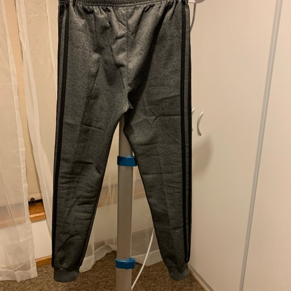 Sport wear- unisex - Picture 2 of 5